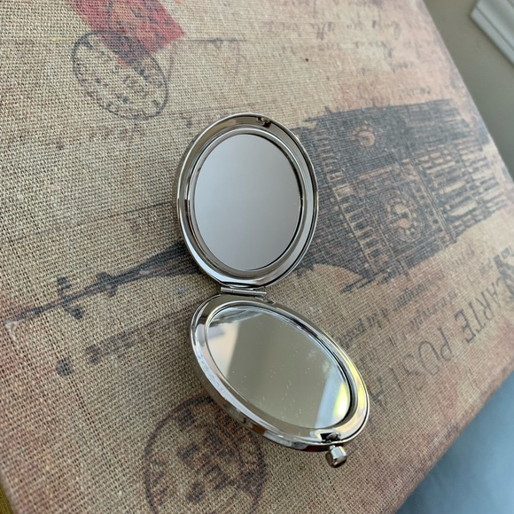 NWOT Argento SC Compact Mirror: Blue Rhinestones on Lid, Double Sided Inside - Picture 8 of 10